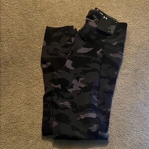 Under Armour Black and Gray Camo Leggings